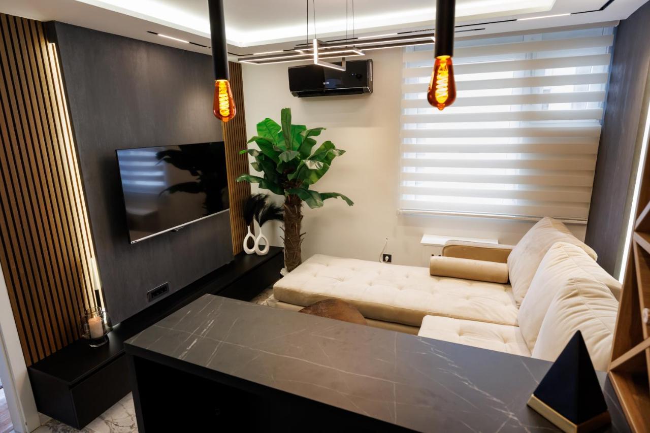 Lux Modern City Centre Self Check-In- Free Parking Ni Buitenkant foto